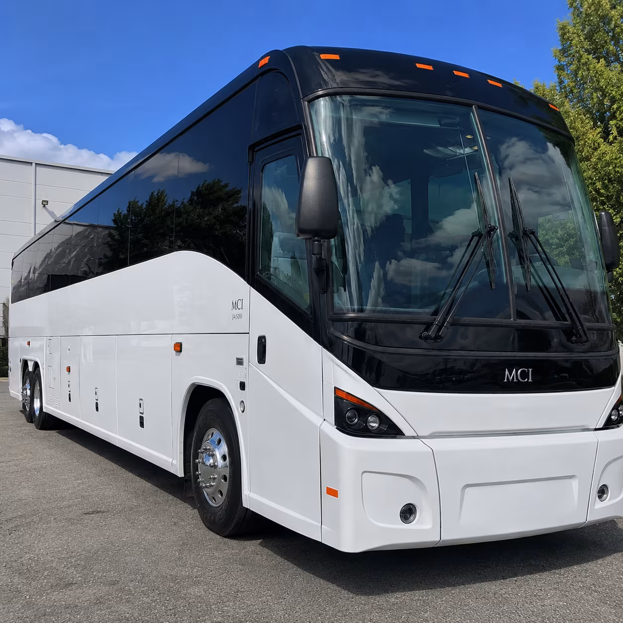 grand forks bus rentals
