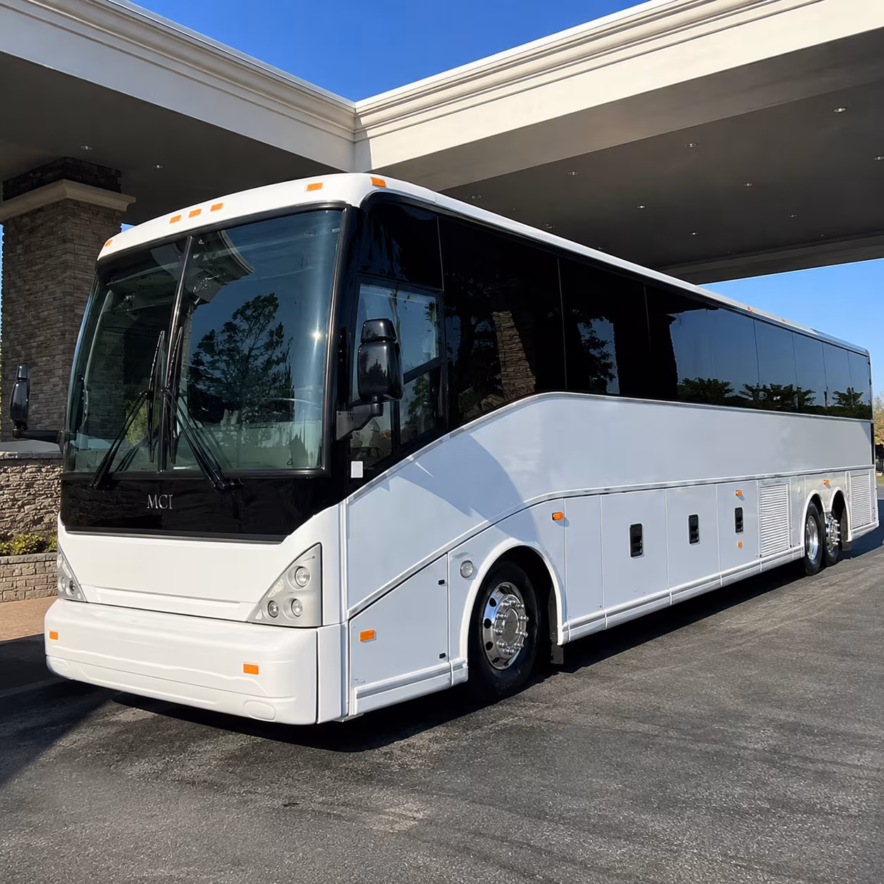 moorhead charter bus