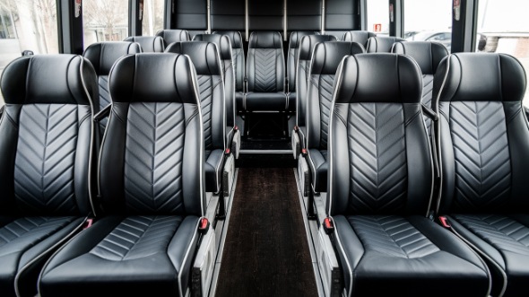 18 passenger minibus rental fargo